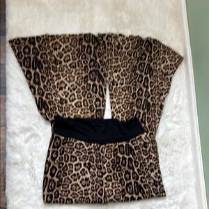 NWT Sterling Kreek meshed up bells, leopard XL